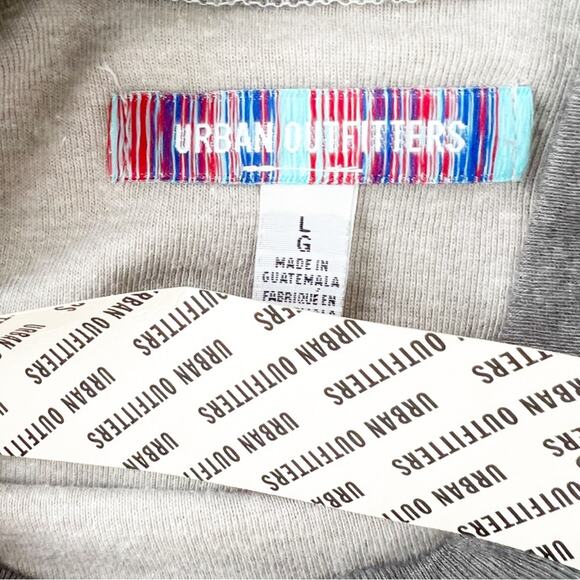 Urban Outfitters Sad Girl POV Raglan Tee Gray Size Large - Picture 4 of 4